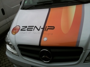 Signalétique adhésive voiture Zen-Ip